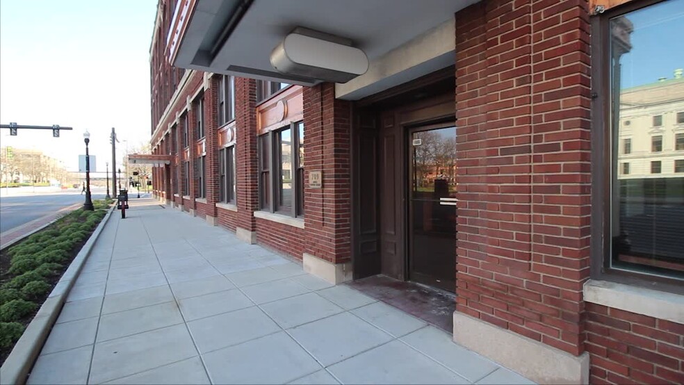 701 S Clinton St, Fort Wayne, IN for rent - Commercial Listing Video - Image 2 of 6