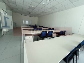 Industrial in L'Hospitalet de Llobregat, Barcelona to rent Interior Photo- Image 1 of 6