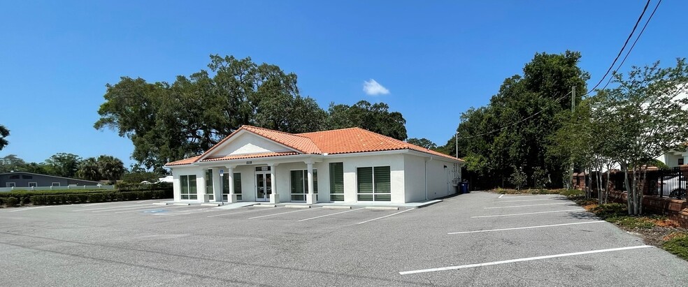 5110 N Armenia Ave, Tampa, FL for sale - Building Photo - Image 1 of 1