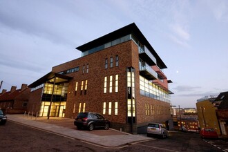 Garth Heads, Newcastle Upon Tyne for rent Building Photo- Image 2 of 4