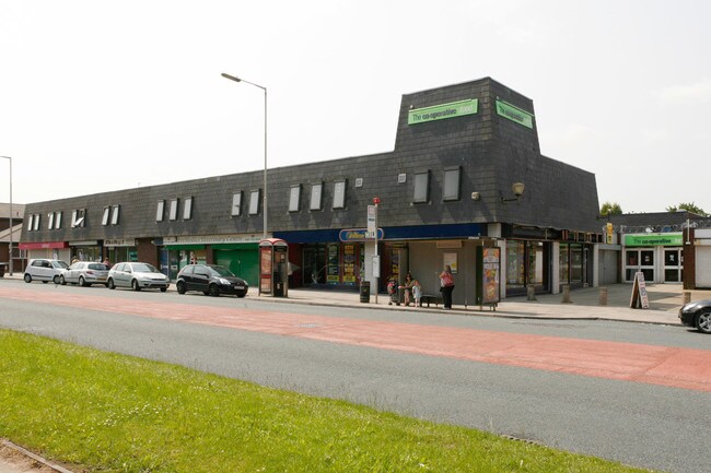 More details for 369-389 Bolton Rd, Salford - Retail to Rent