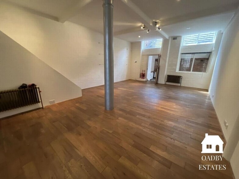 21 Wellington St, Leicester to rent - Building Photo - Image 3 of 8