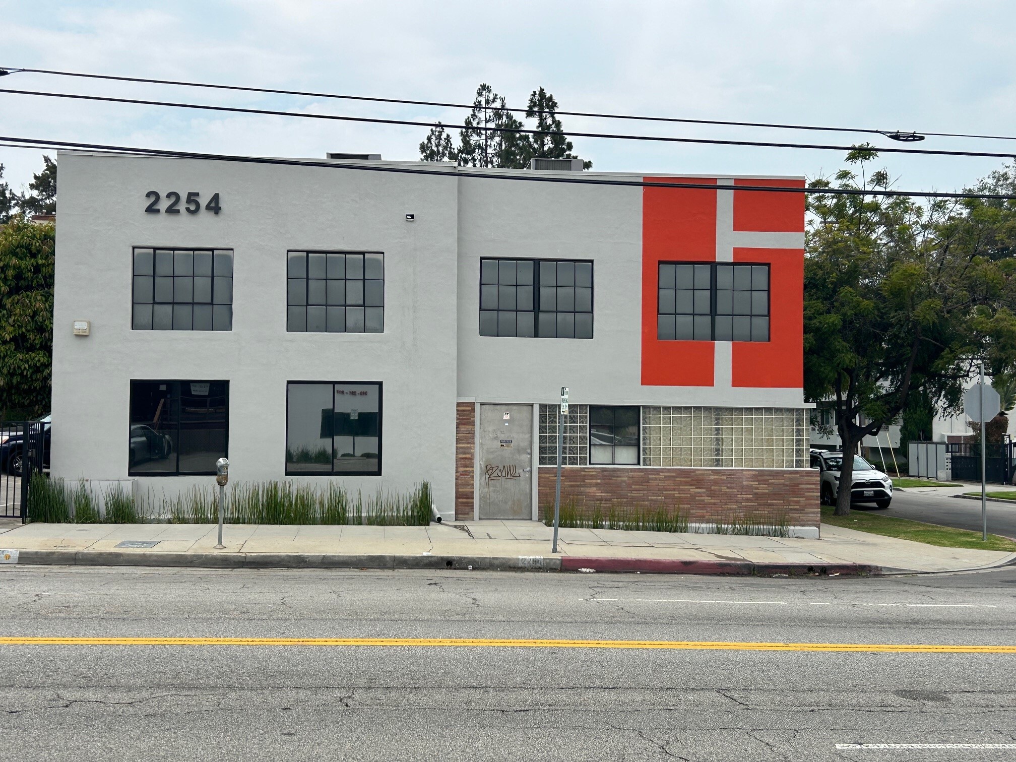 2254 S Sepulveda Blvd, Los Angeles, CA for sale Building Photo- Image 1 of 30