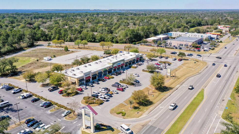 4585 E Highway 20, Niceville, FL for sale - Building Photo - Image 1 of 1