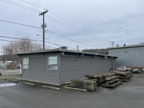 701-707 S Lander St, Seattle, WA for rent Building Photo- Image 2 of 11