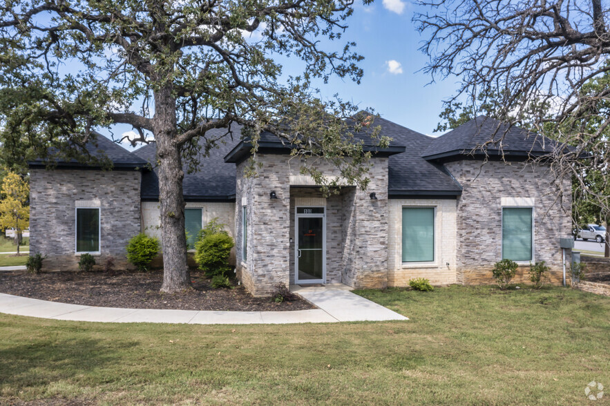 1762 Keller Pky, Keller, TX for sale - Primary Photo - Image 3 of 4