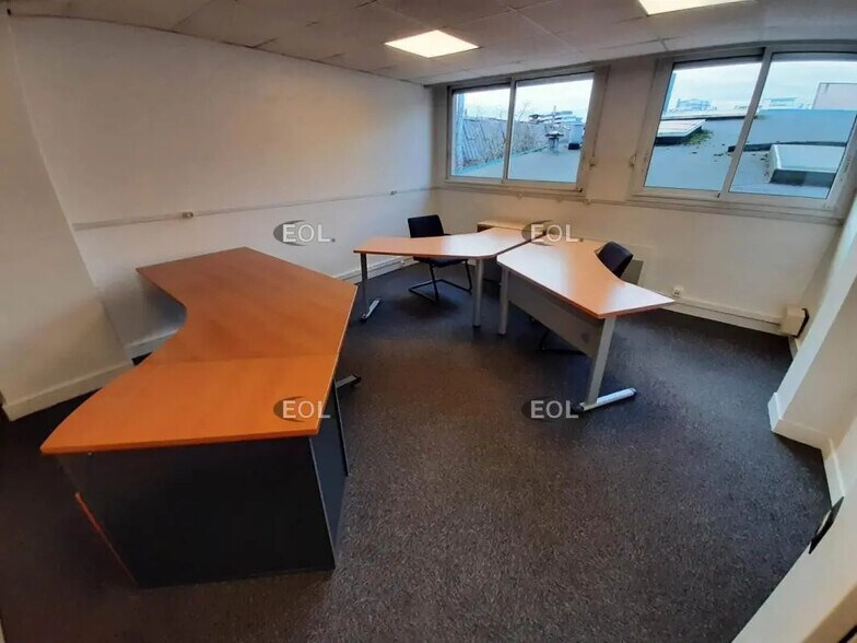Office in Châtillon to rent - Interior Photo - Image 3 of 10