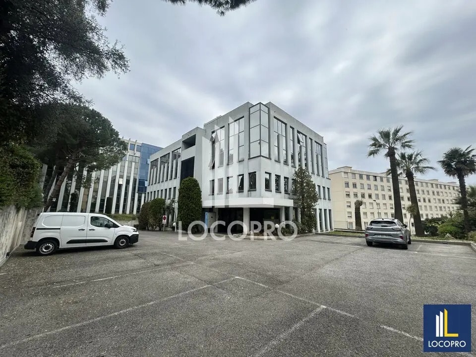Vente Bureaux 1 059 m² - Photo 1