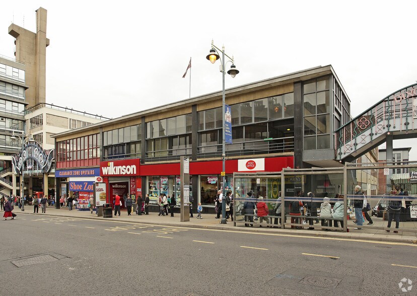 34-38 Haymarket, Sheffield to rent - Building Photo - Image 3 of 8