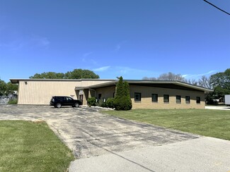 More details for 3675 N Main St, Oshkosh, WI - Industrial for Rent