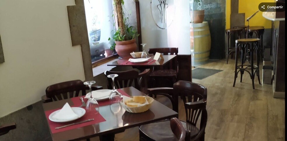 Retail in Madrid, Madrid to rent - Interior Photo - Image 3 of 6