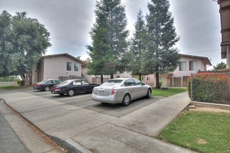 1136 Helm Ave, Clovis, CA for sale Building Photo- Image 1 of 1