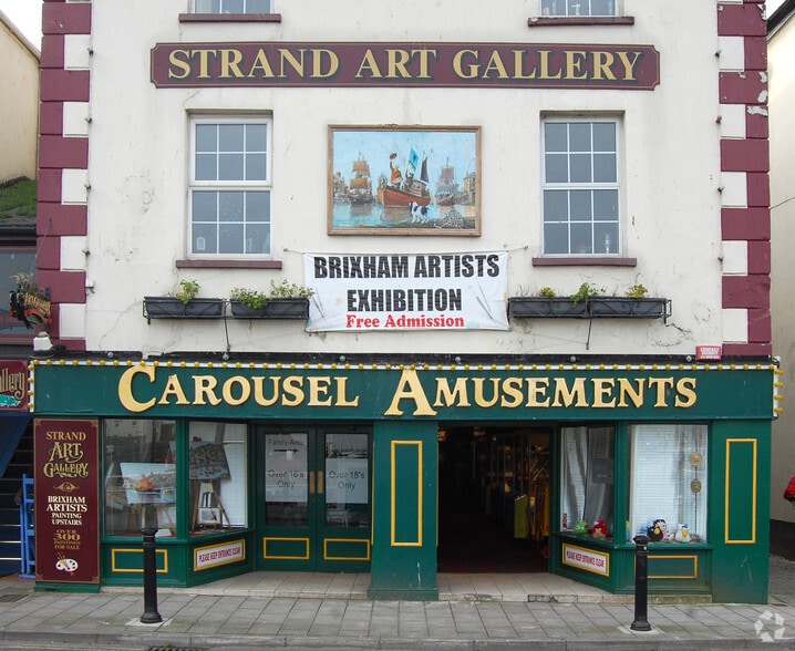 2 The Strand, Brixham to rent - Building Photo - Image 2 of 20