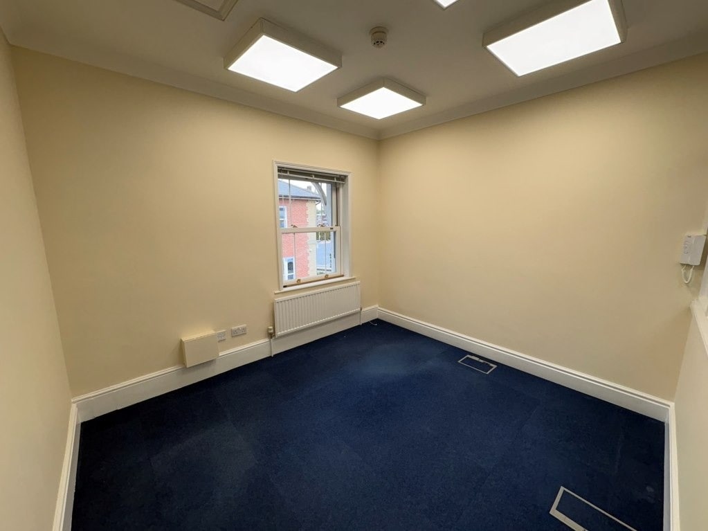 Navigation Rd, Chelmsford to rent Interior Photo- Image 1 of 5