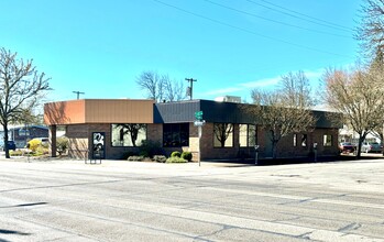 400 SW 4th St, Corvallis, OR for rent Building Photo- Image 1 of 7