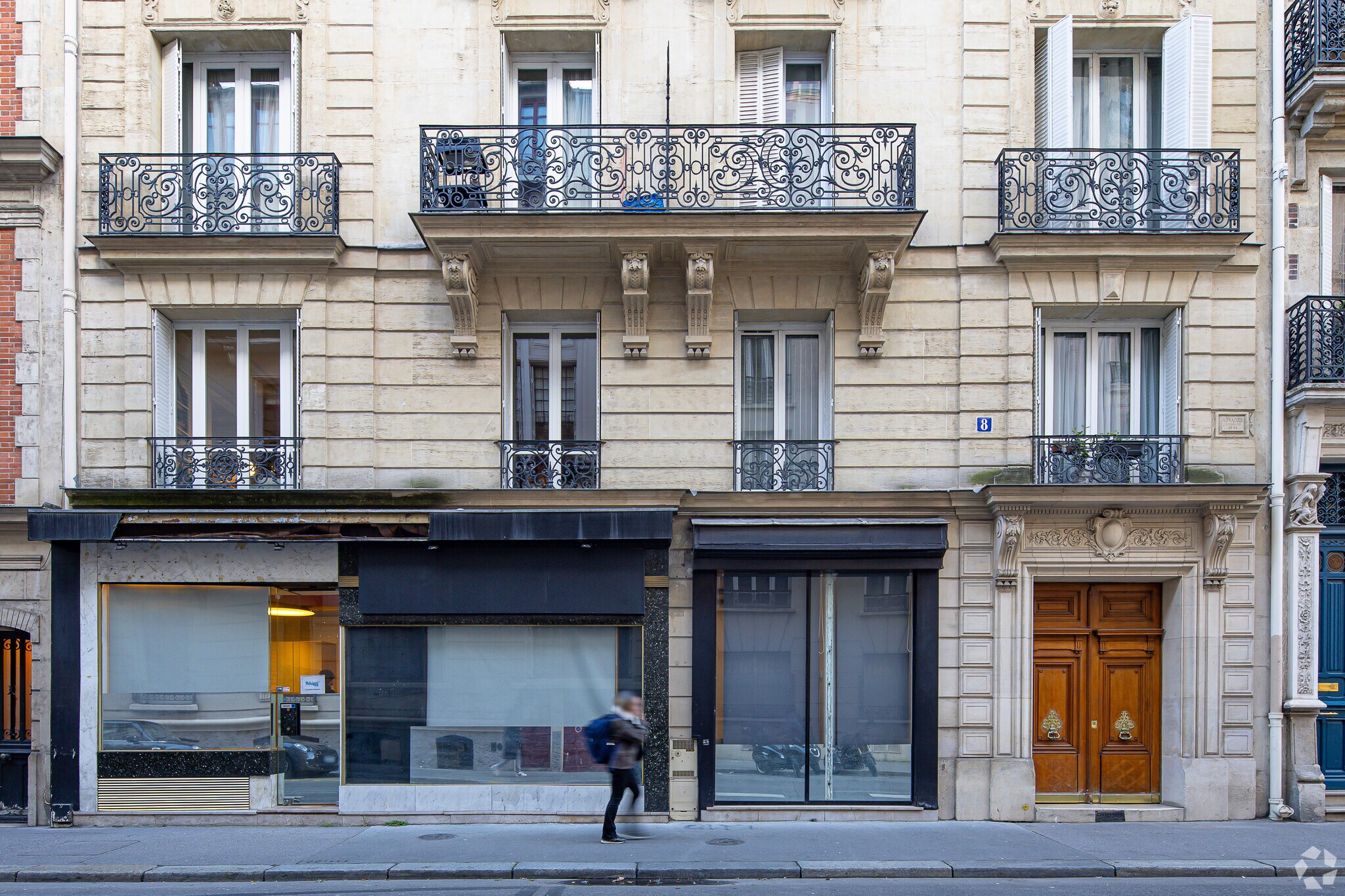 Retail in Paris to rent Building Photo- Image 1 of 11