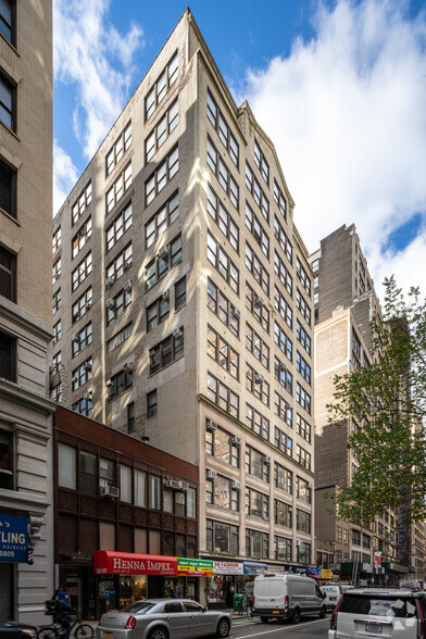 146 W 29th St, New York, NY for rent - Building Photo - Image 1 of 5