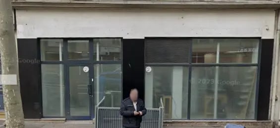 Retail in Paris for sale Building Photo- Image 1 of 4