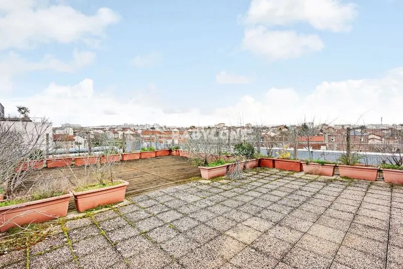 53 Boulevard De Stalingrad, Malakoff for sale - Building Photo - Image 2 of 19
