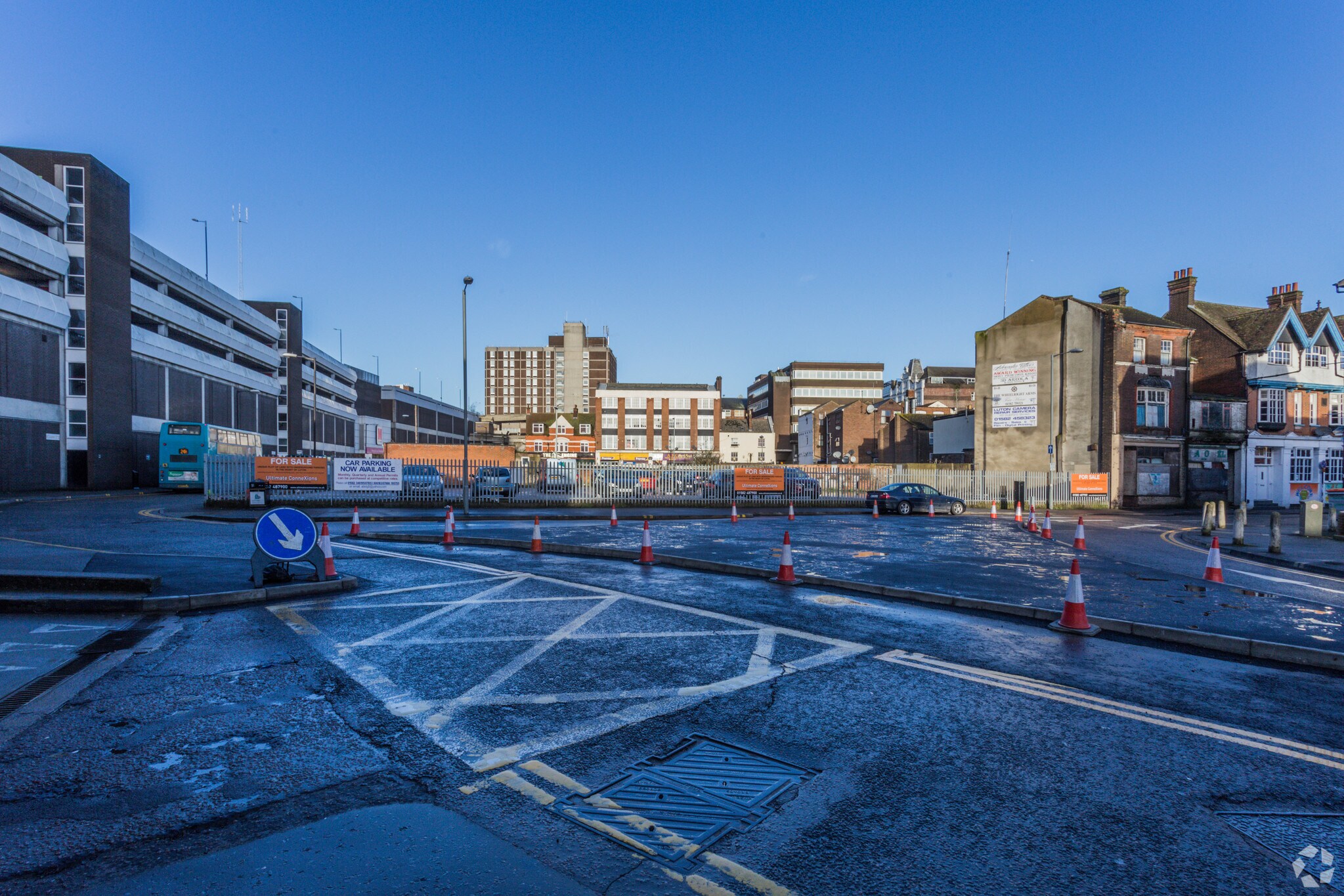 37-45 Cheapside, Luton for sale Primary Photo- Image 1 of 1