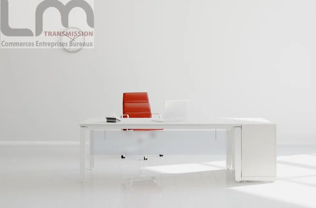 142 Avenue De Paris, Vincennes for sale Interior Photo- Image 1 of 3