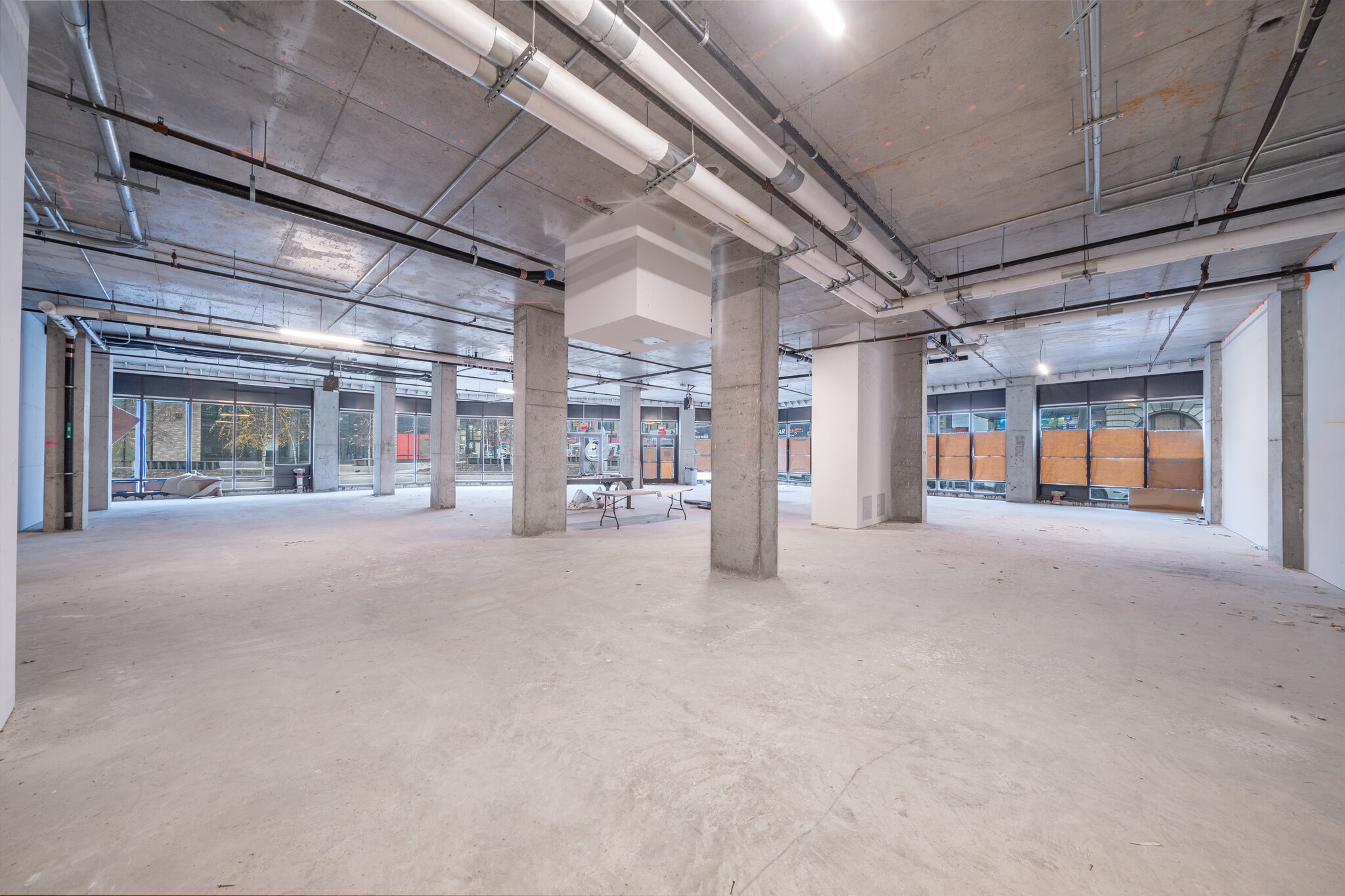 1725 Village Ln, Far Rockaway, NY to rent Interior Photo- Image 1 of 4