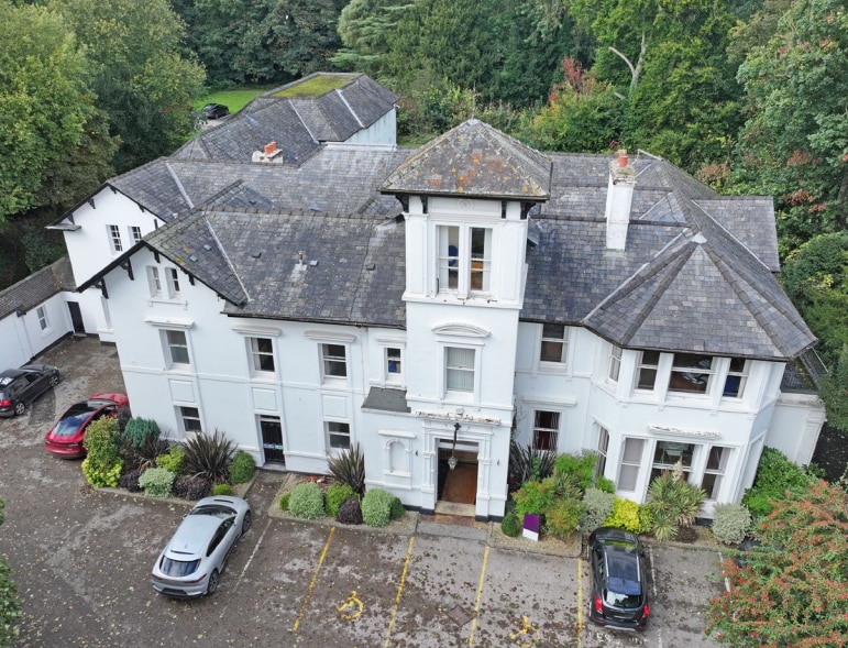 Dunston Hall School Ln, Stafford to rent Primary Photo- Image 1 of 4