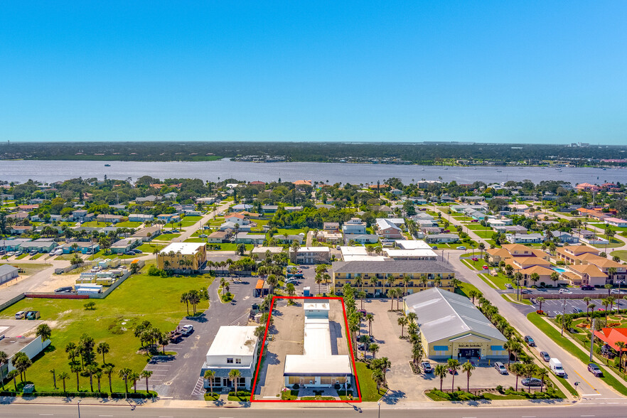 2120 S Atlantic Ave, Daytona Beach, FL for sale - Building Photo - Image 1 of 18