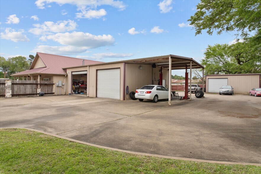 1410 S 1st St, Lufkin, TX for sale - Building Photo - Image 3 of 23