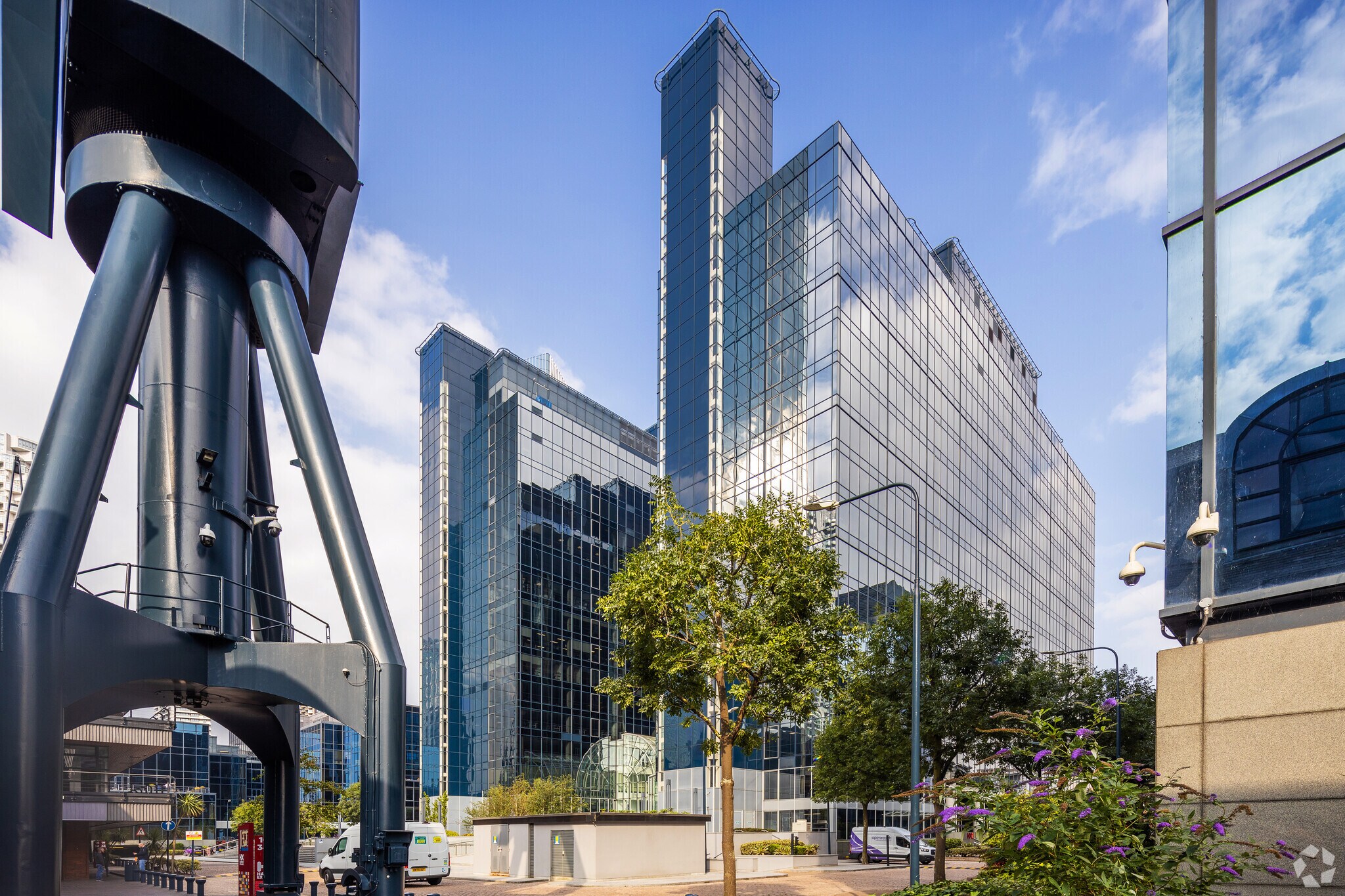 HX1&2 Harbour Exchange Sq, London for sale Primary Photo- Image 1 of 1