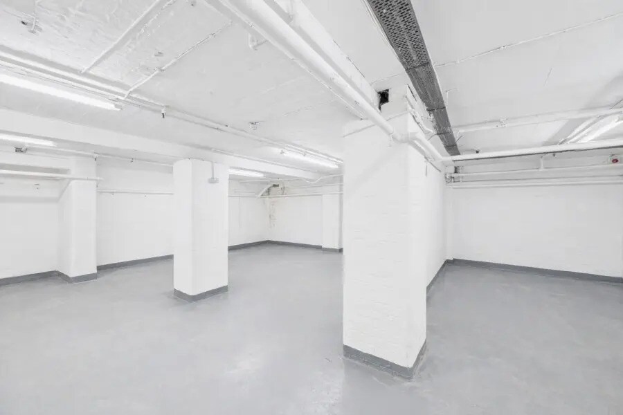 Ardwick Green N, Manchester to rent Interior Photo- Image 1 of 4