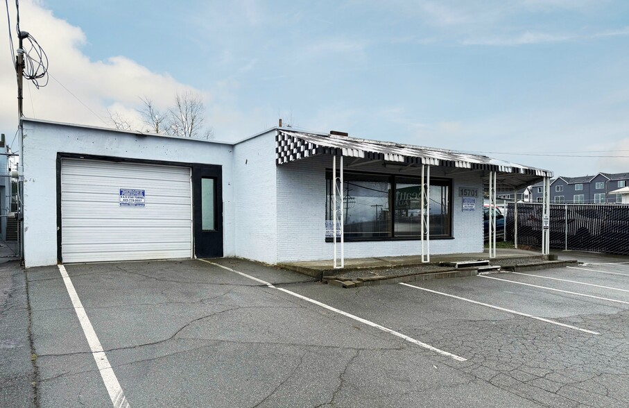 15701 Highway 99, Lynnwood, WA for sale - Building Photo - Image 1 of 3