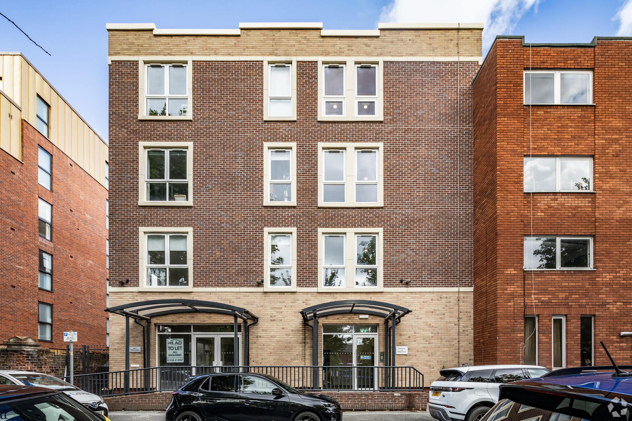 Palmyra Sq, Warrington to rent Primary Photo- Image 1 of 3