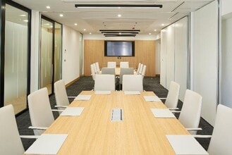 11-15 Wigmore St, London to rent Interior Photo- Image 1 of 2