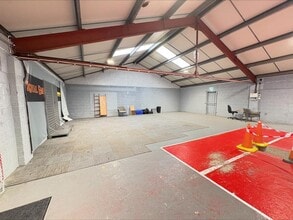 2 Warwick Rd, Louth to rent Interior Photo- Image 2 of 9