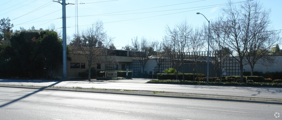 1700 Montague Expy, San Jose, CA for rent - Building Photo - Image 2 of 4