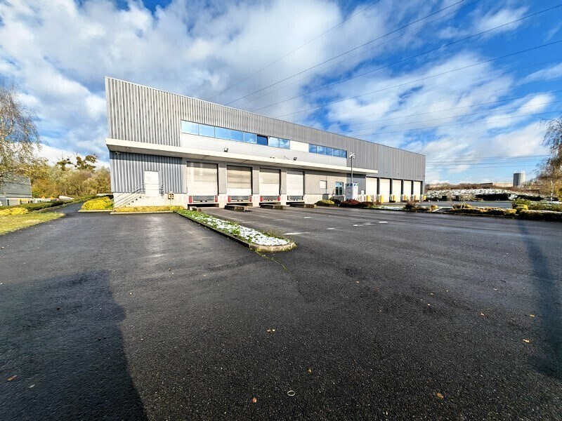 Industrial in Villeparisis to rent Building Photo- Image 1 of 15