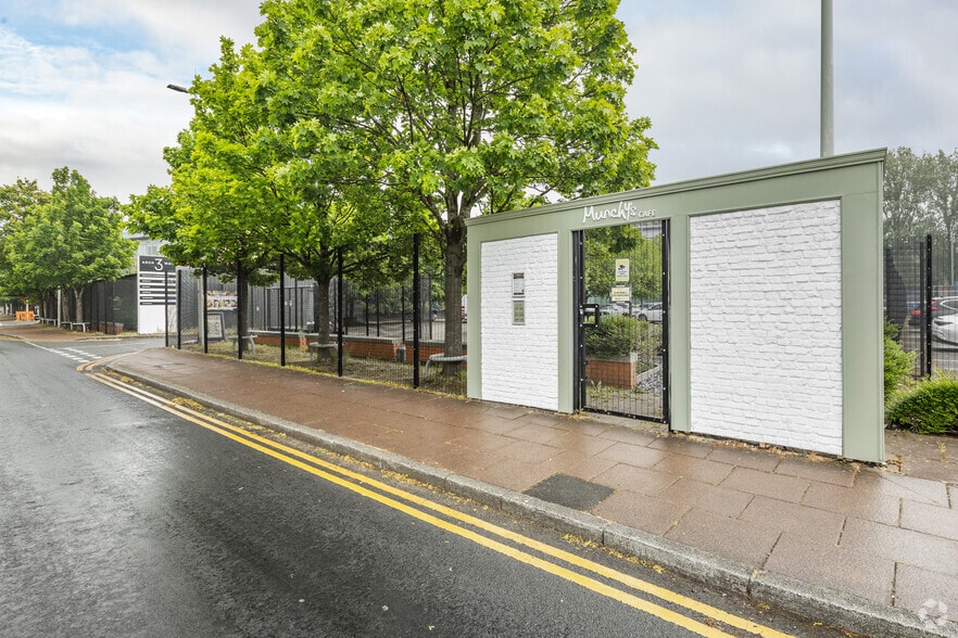 3 Archway, Manchester to rent - Building Photo - Image 2 of 2
