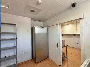 Retail in Alcobendas, Madrid to rent Interior Photo- Image 2 of 11