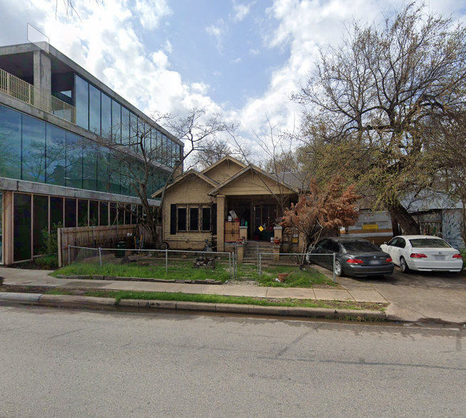 1409 E Cesar Chavez St, Austin, TX for sale - Building Photo - Image 1 of 5