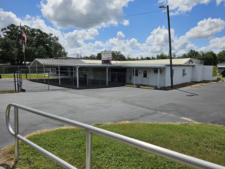 10909 E US Highway 92, Seffner, FL for rent - Building Photo - Image 1 of 62