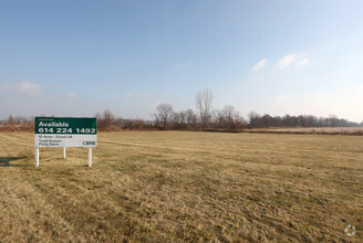 96 Gender Rd, Canal Winchester, OH for sale Primary Photo- Image 1 of 1