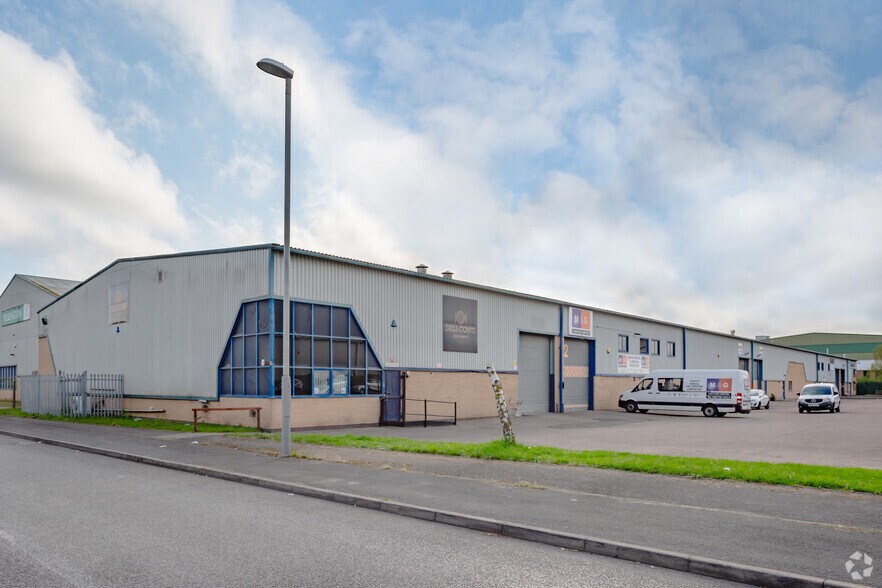 2 Pintail Close, Nottingham for sale - Primary Photo - Image 1 of 1