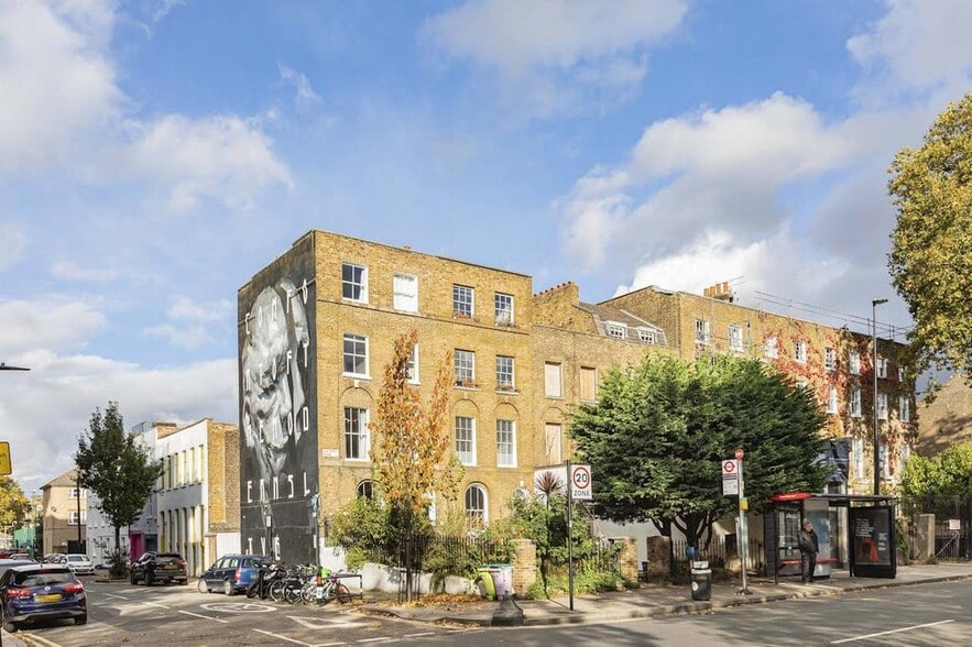 237 Hackney Rd, London to rent - Building Photo - Image 2 of 39