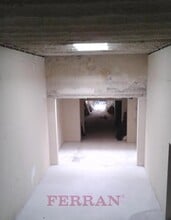 Retail in Barcelona, Barcelona to rent Interior Photo- Image 2 of 4