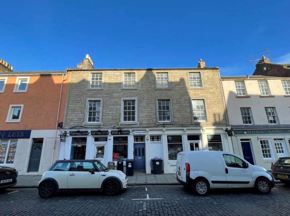 32-34 Woodmarket, Kelso for sale Primary Photo- Image 1 of 1