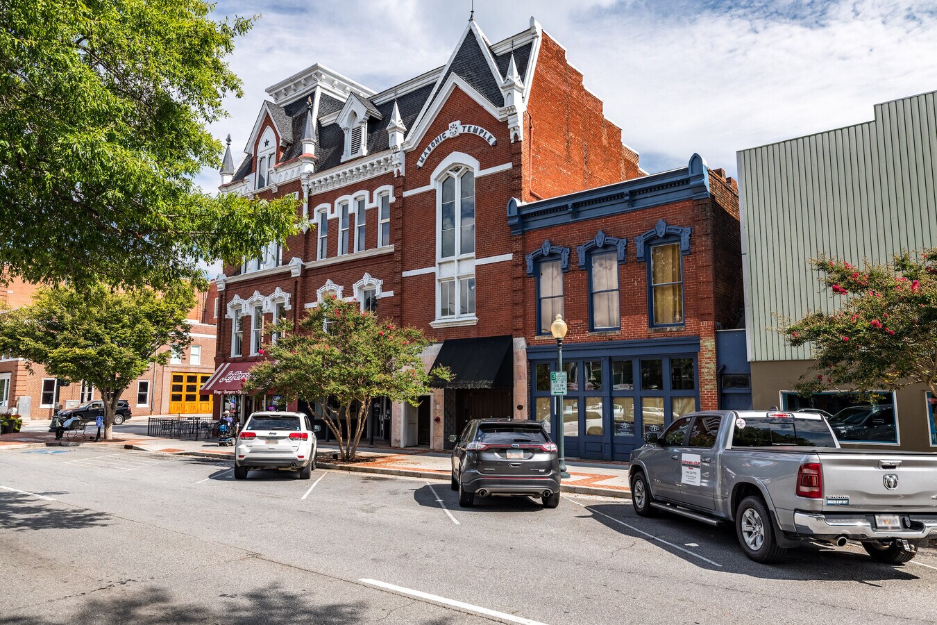 336340 Broad St, Rome 30161 UK