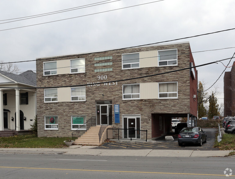 890-900 King St W, Kitchener, ON for rent - Building Photo - Image 2 of 2