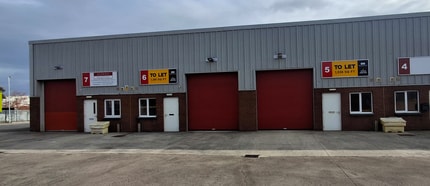 8 Firth Rd, Livingston to rent Building Photo- Image 2 of 2