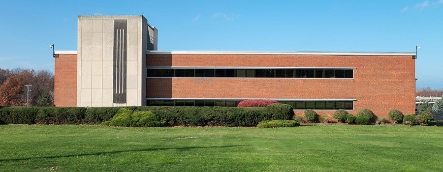 24701 Euclid Ave, Euclid, OH to rent - Building Photo - Image 2 of 9